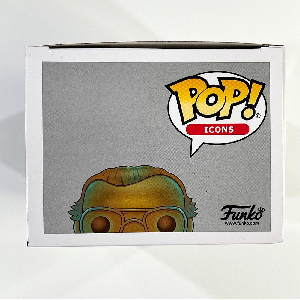 Stan Lee #07 PATINA Funko Pop! Icons Vinyl Figure - Picture 5 of 7